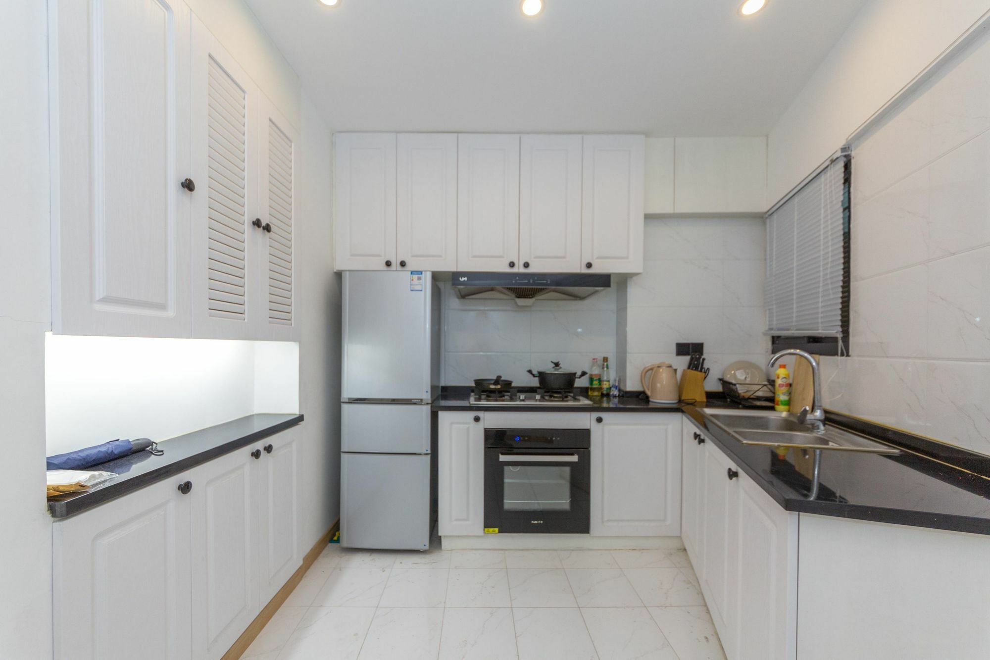 Henry'S Apartment - South Maoming Road Shanghai Bagian luar foto