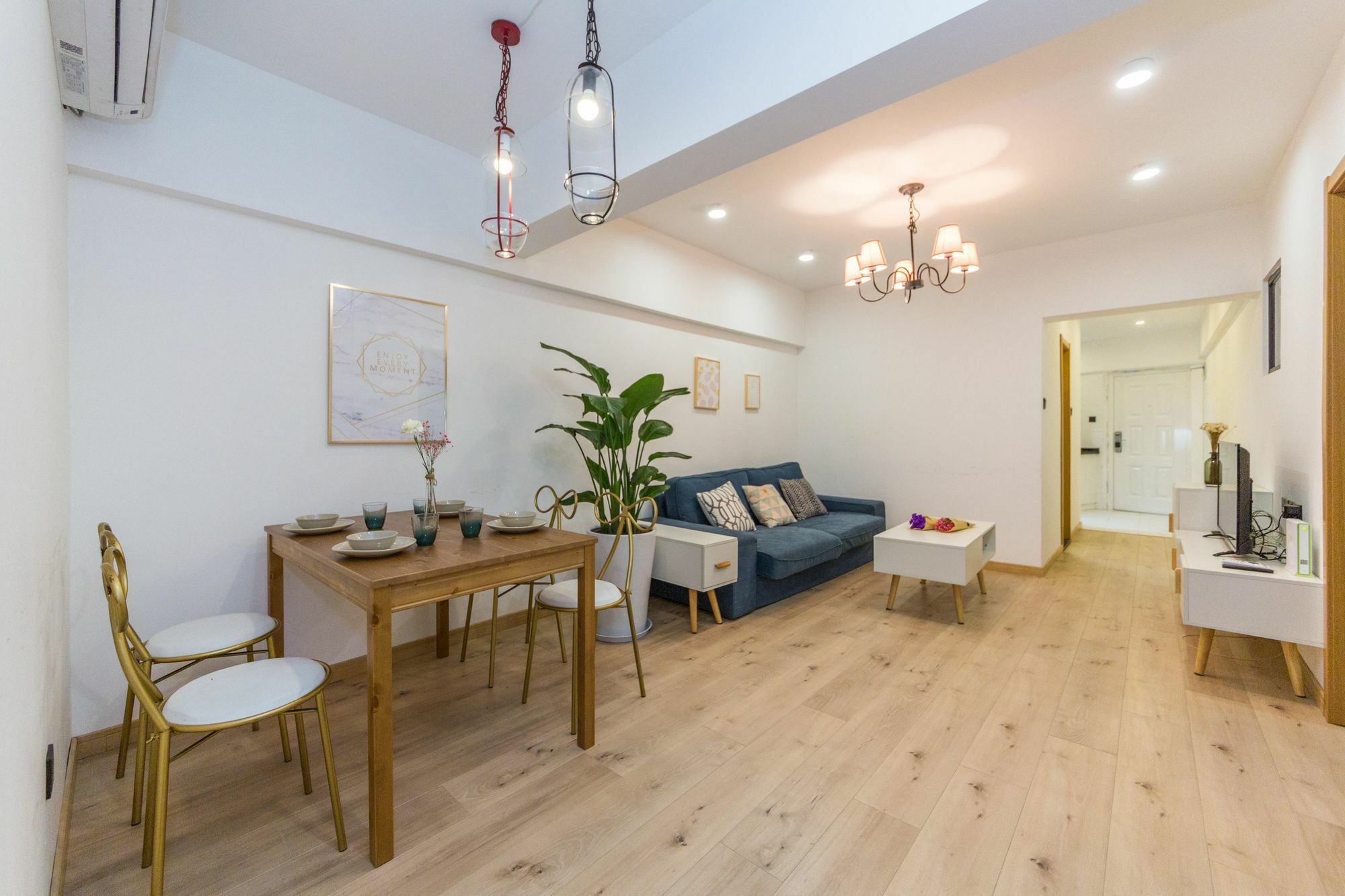Henry'S Apartment - South Maoming Road Shanghai Bagian luar foto