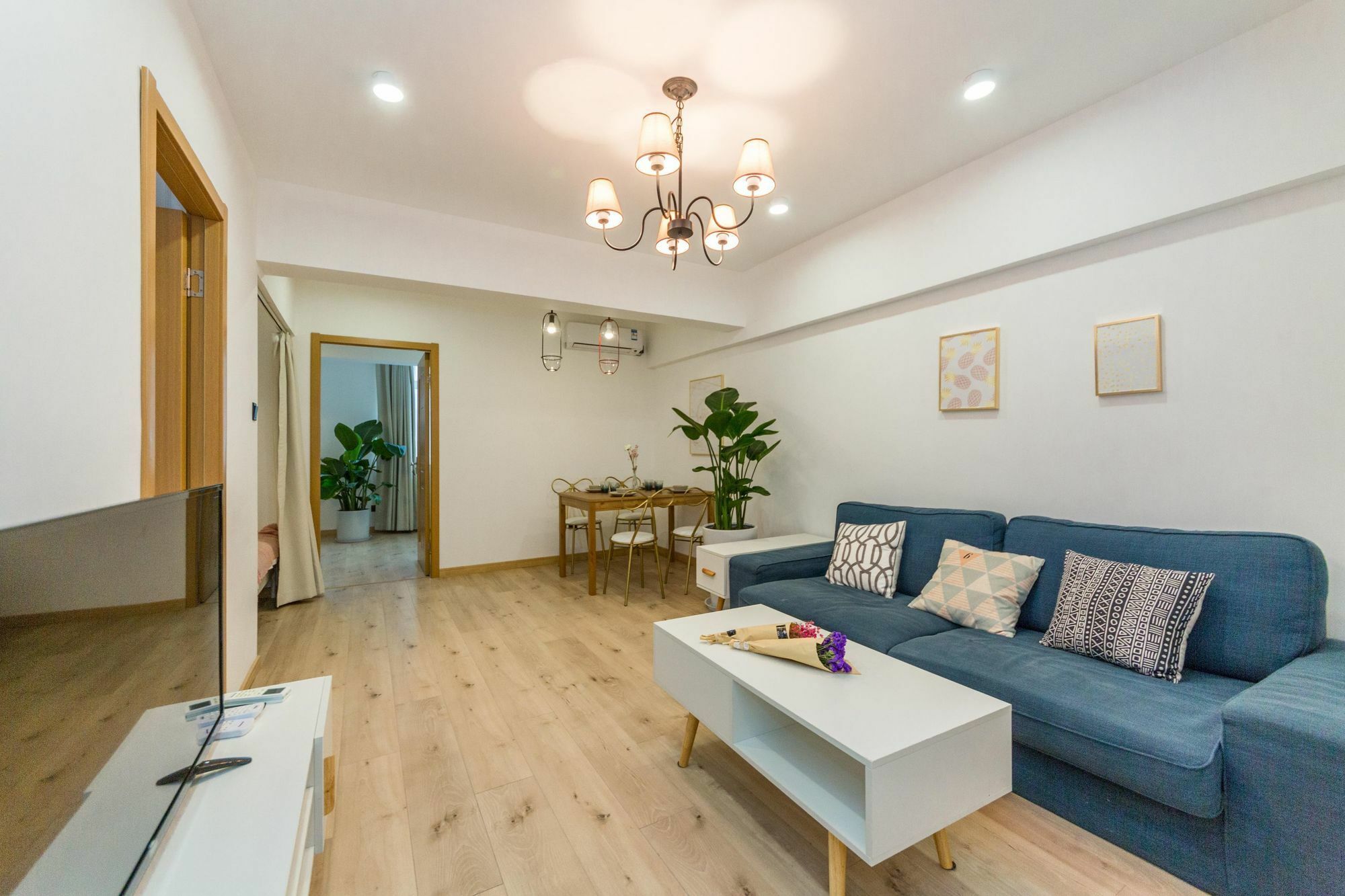 Henry'S Apartment - South Maoming Road Shanghai Bagian luar foto